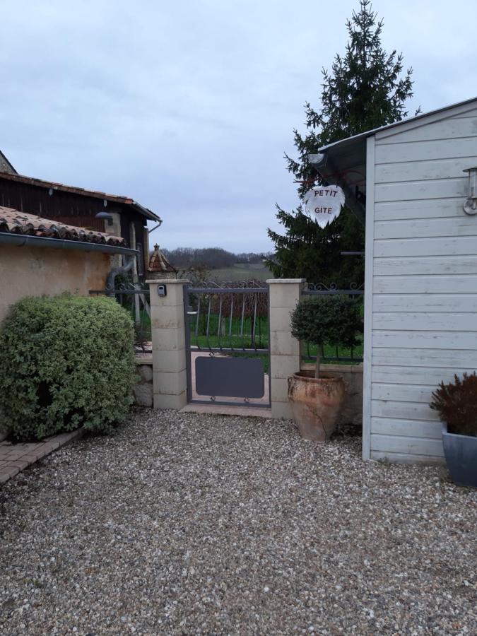 Gite Les Deux Meules Sainte-Colombe  Exterior photo